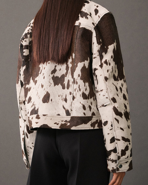 Chaqueta de piel vegana estampada
