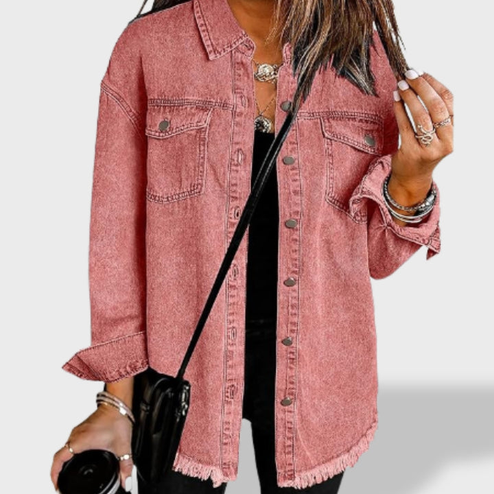 María™ | Chaqueta vaquera oversize para mujer con botones y bolsillos