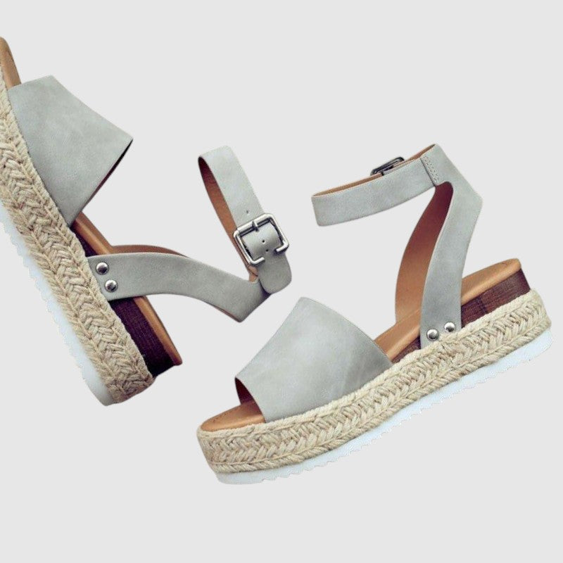 Sandalias de diseño elegante con plataforma alta