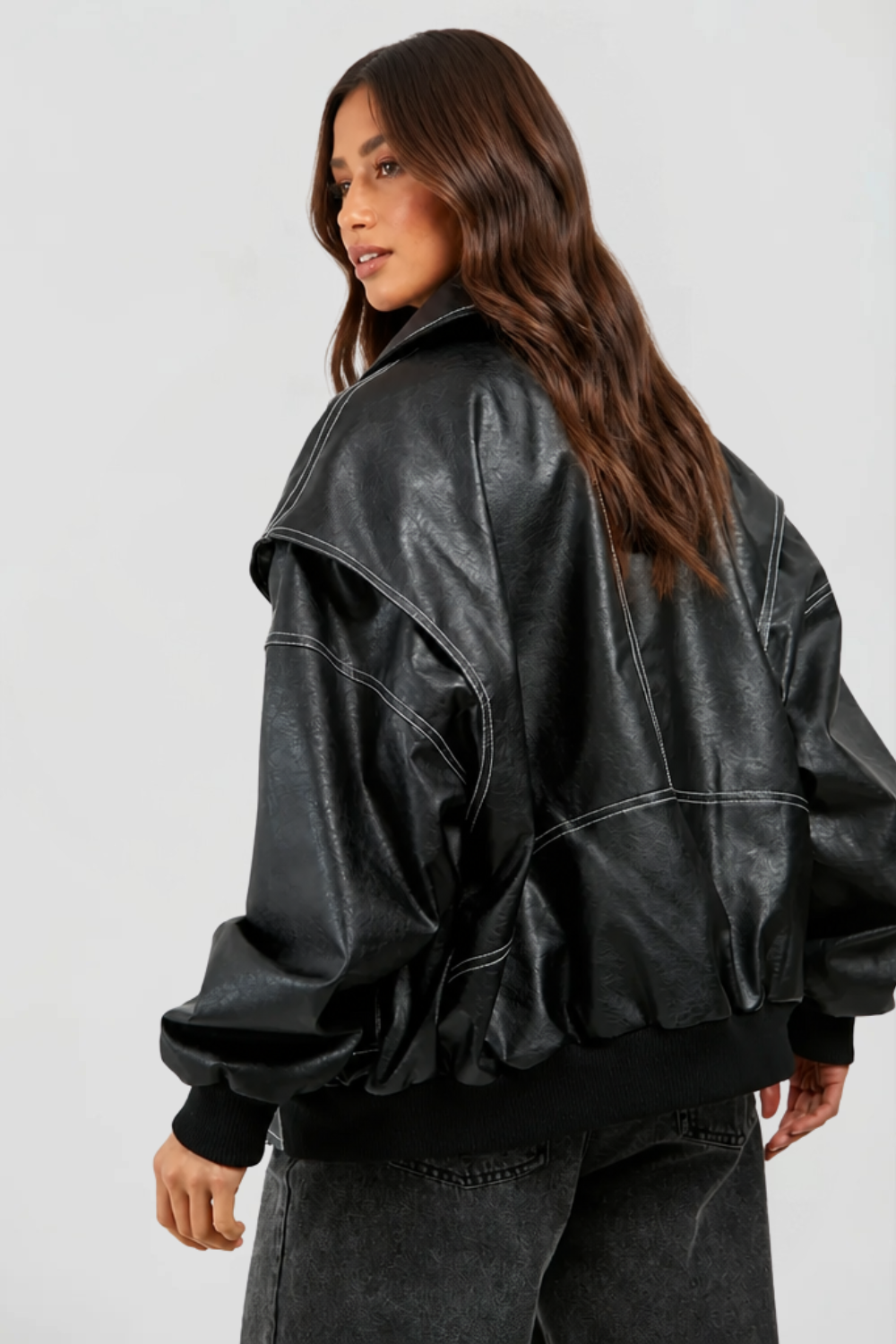 Chaqueta Bomber de Piel Oversize