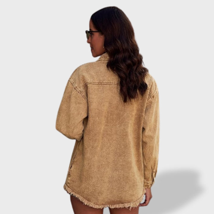 María™ | Chaqueta vaquera oversize para mujer con botones y bolsillos