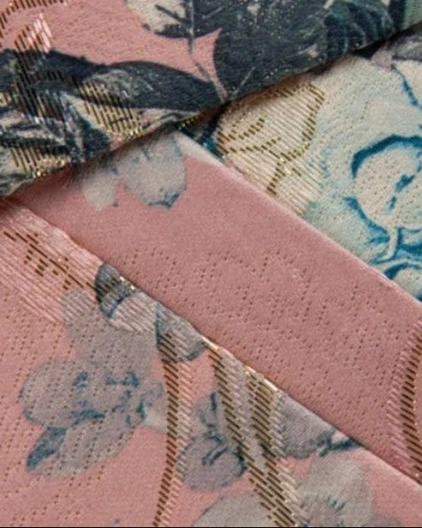 Blazer floral de corte entallado