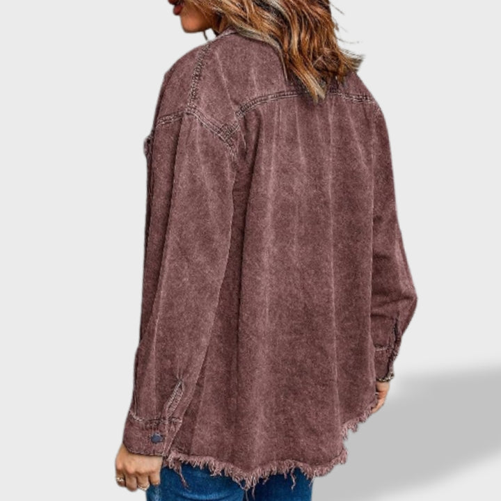 María™ | Chaqueta vaquera oversize para mujer con botones y bolsillos