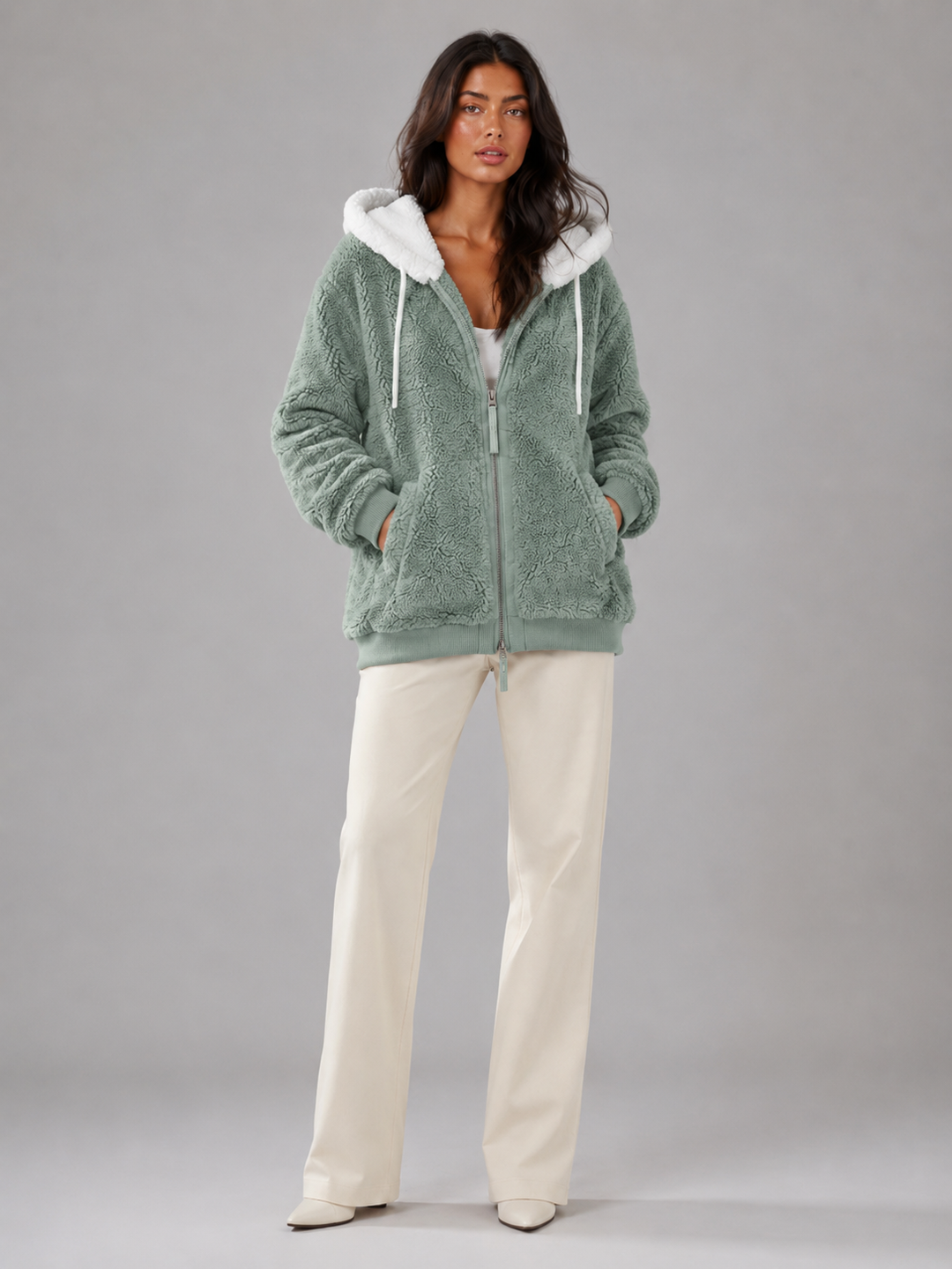 Chaqueta sherpa oversize con capucha