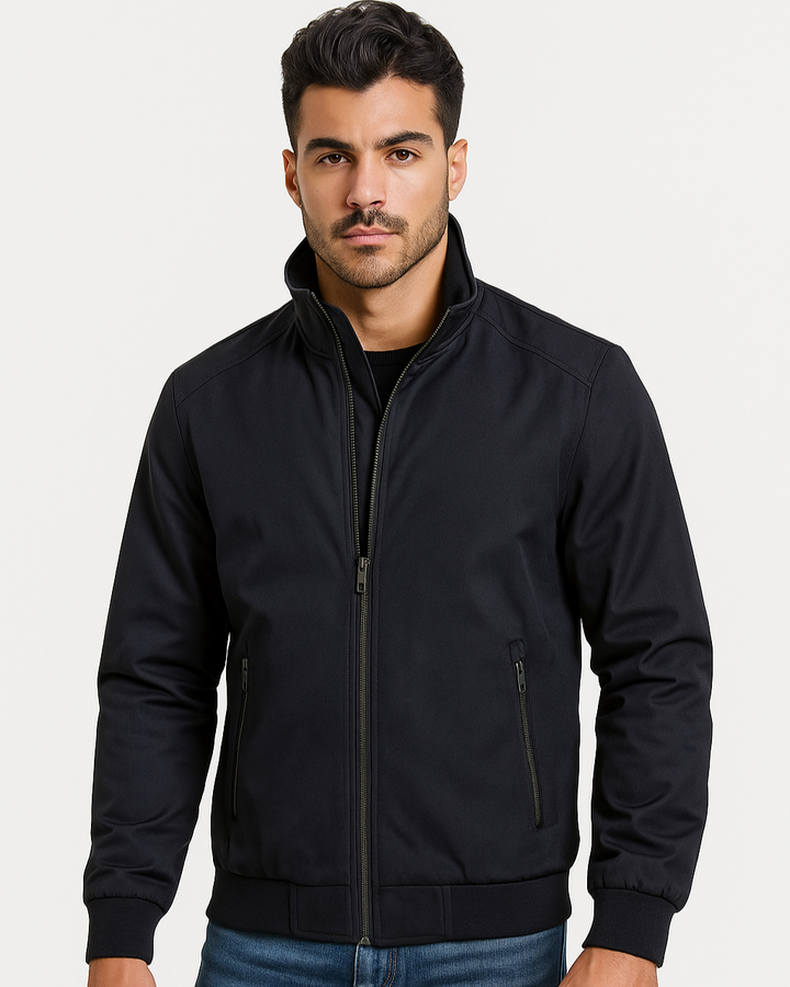 Bomber hidrófuga de tejido técnico