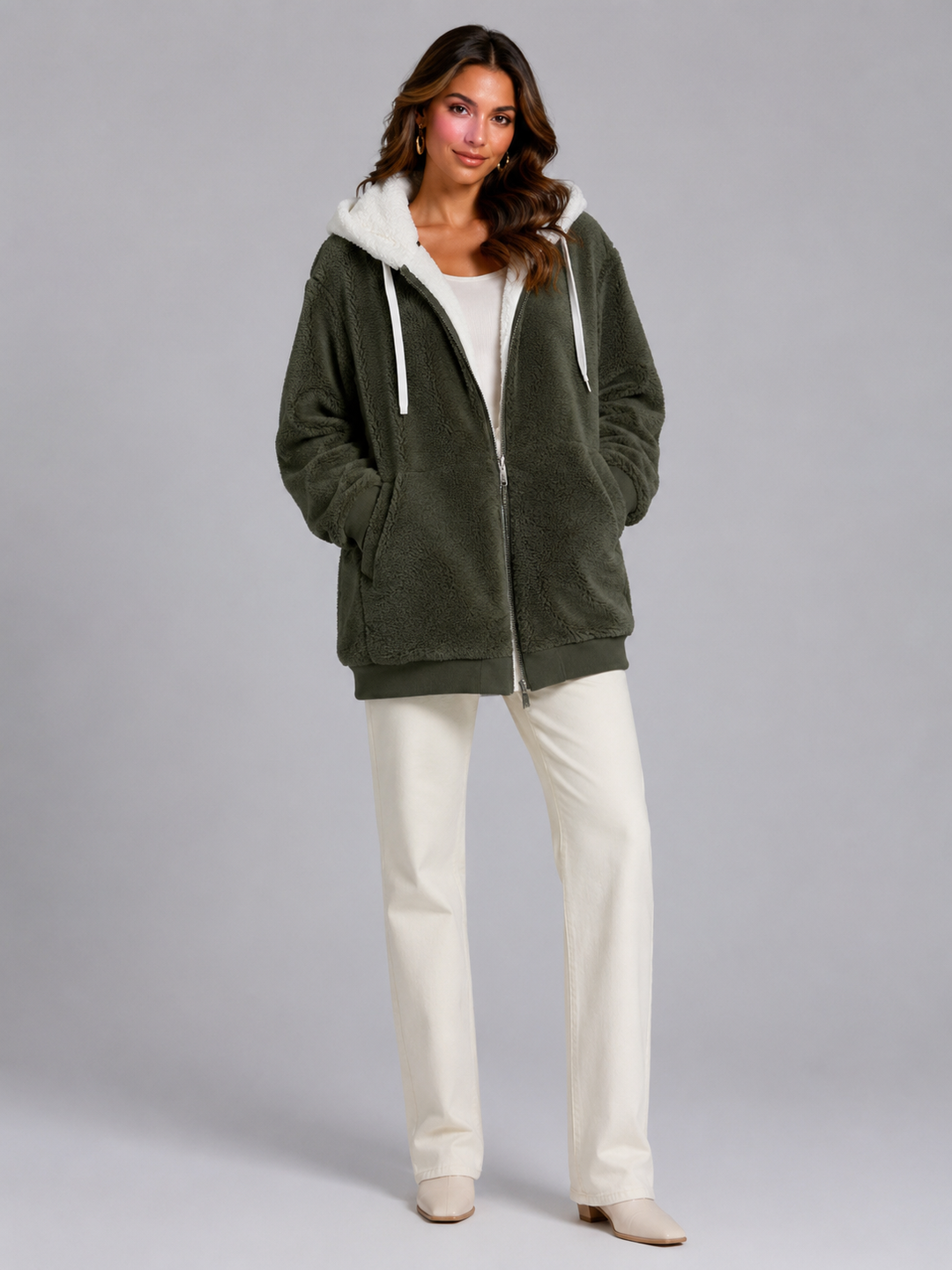 Chaqueta sherpa oversize con capucha