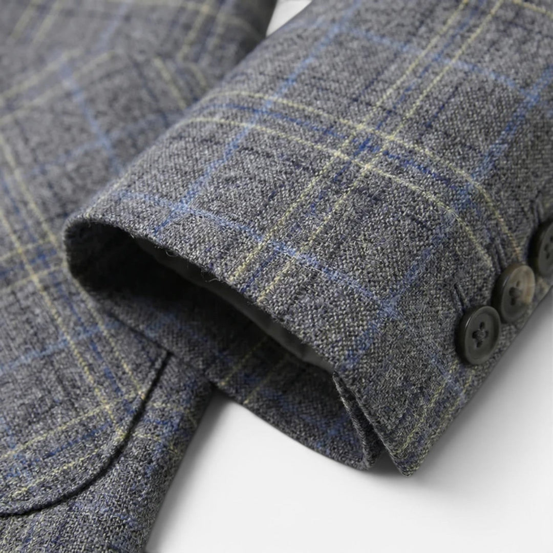Blazer entallado de cuadros elegante