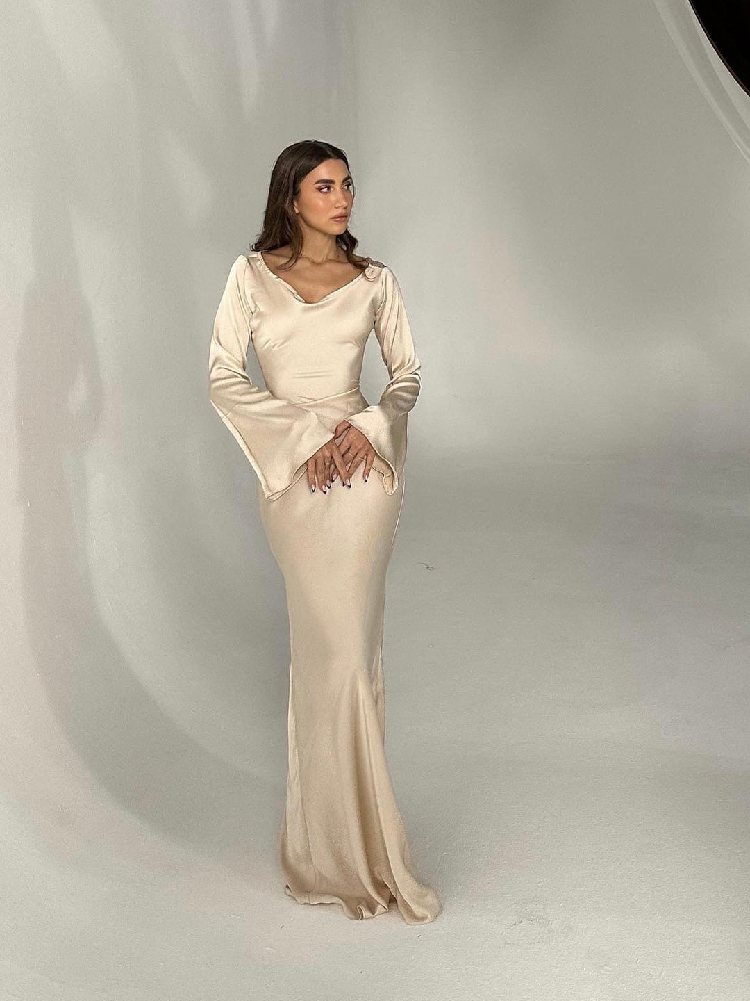 Vestido satén largo femenino