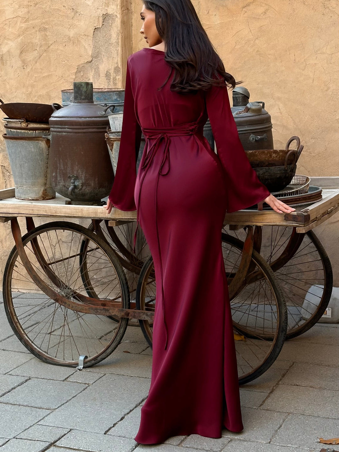 Vestido satén largo femenino