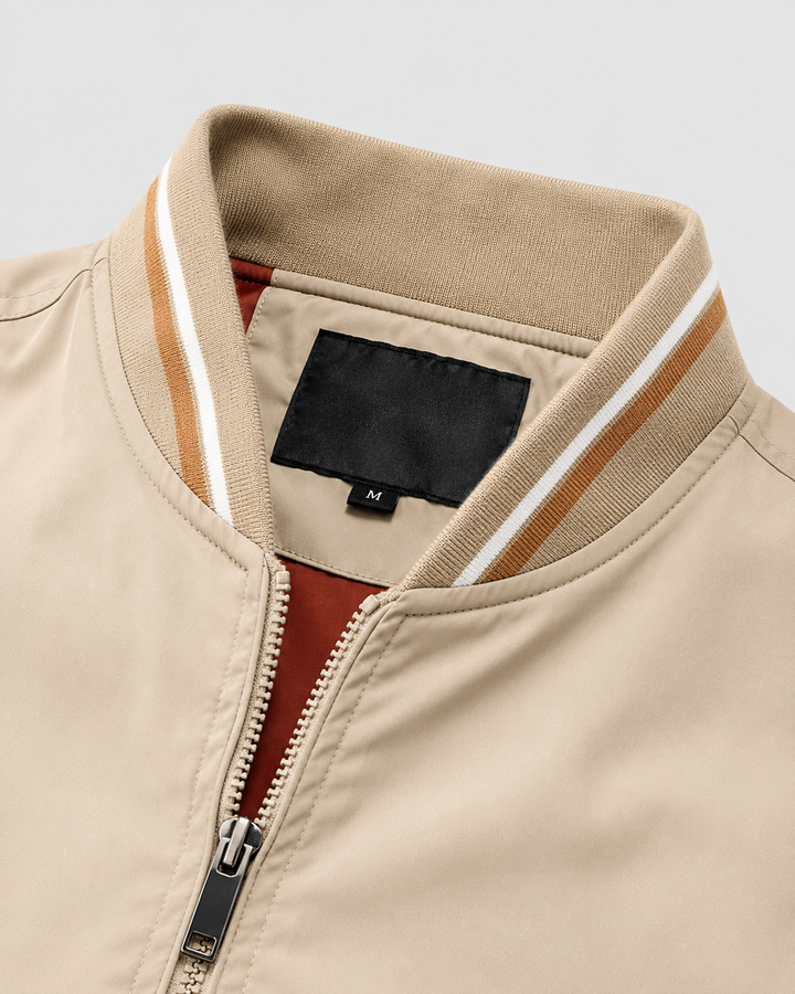 Chaqueta Bomber Clásica con Ribetes