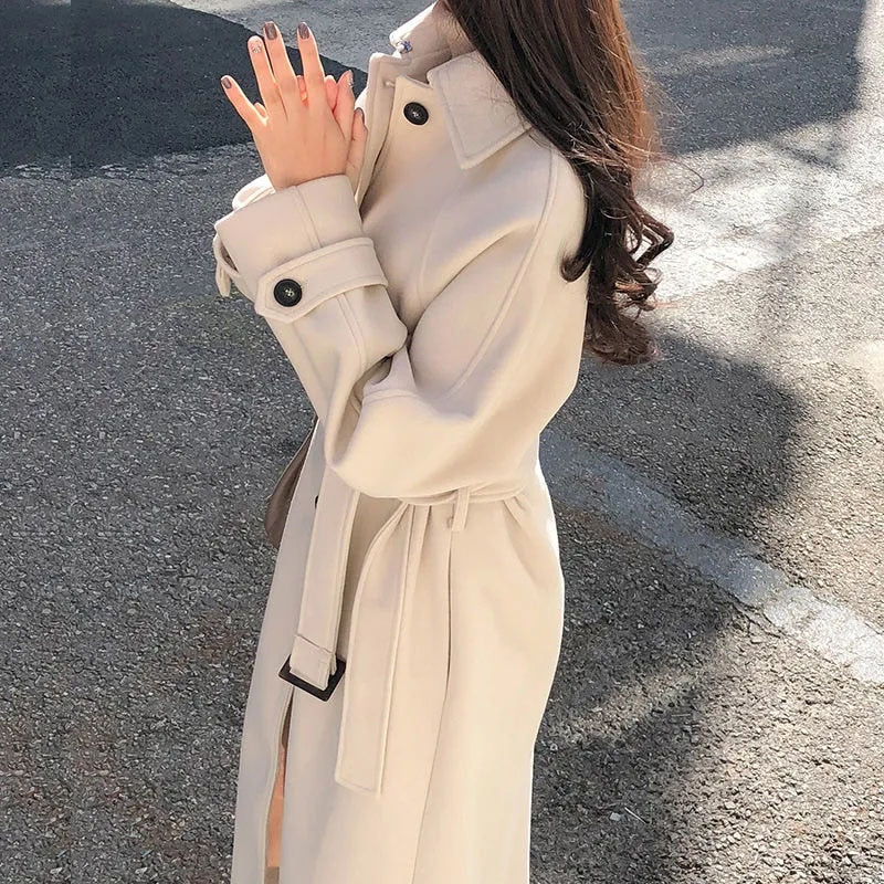Abrigo Largo Elegante de Mujer