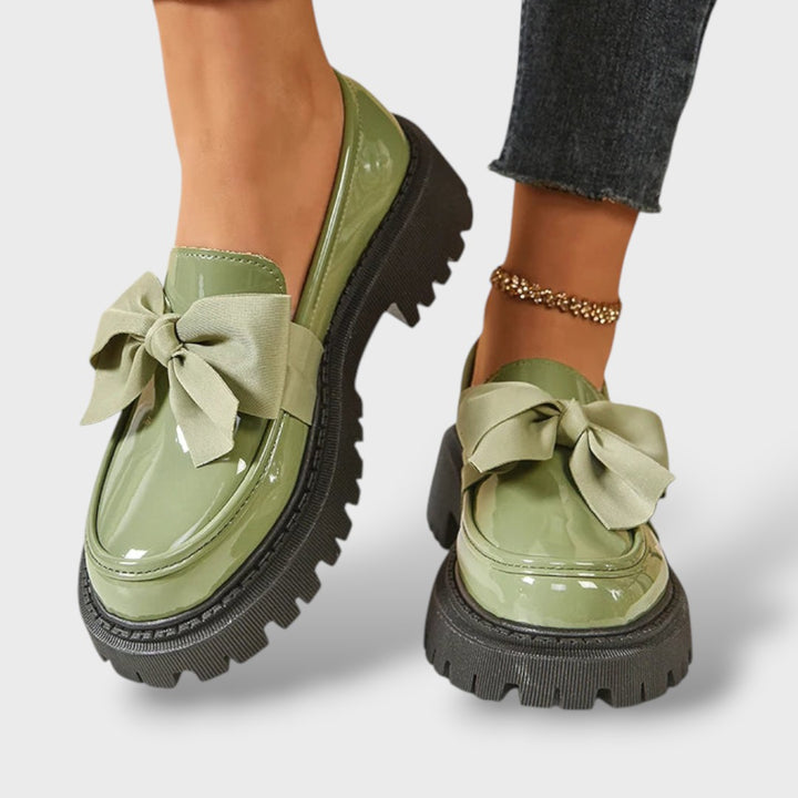 Zapatillas Plataforma Charol Lazo