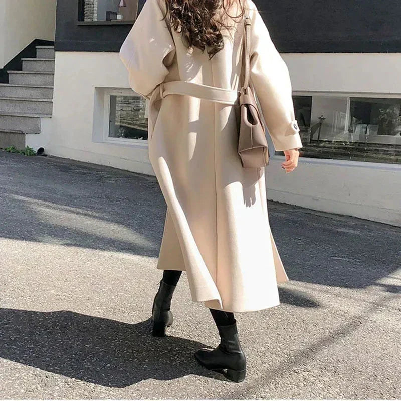 Abrigo Largo Elegante de Mujer