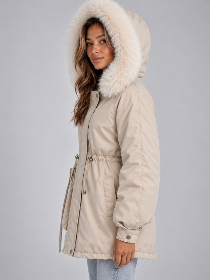 Parka con capucha y pelo sintético