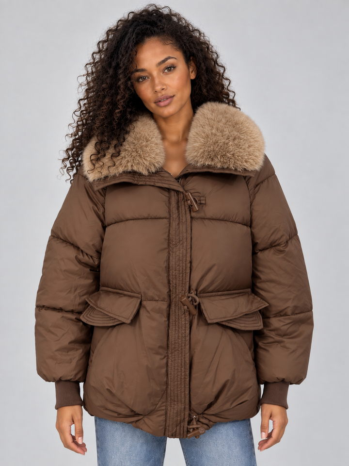 Chaqueta acolchada con cuello sintético