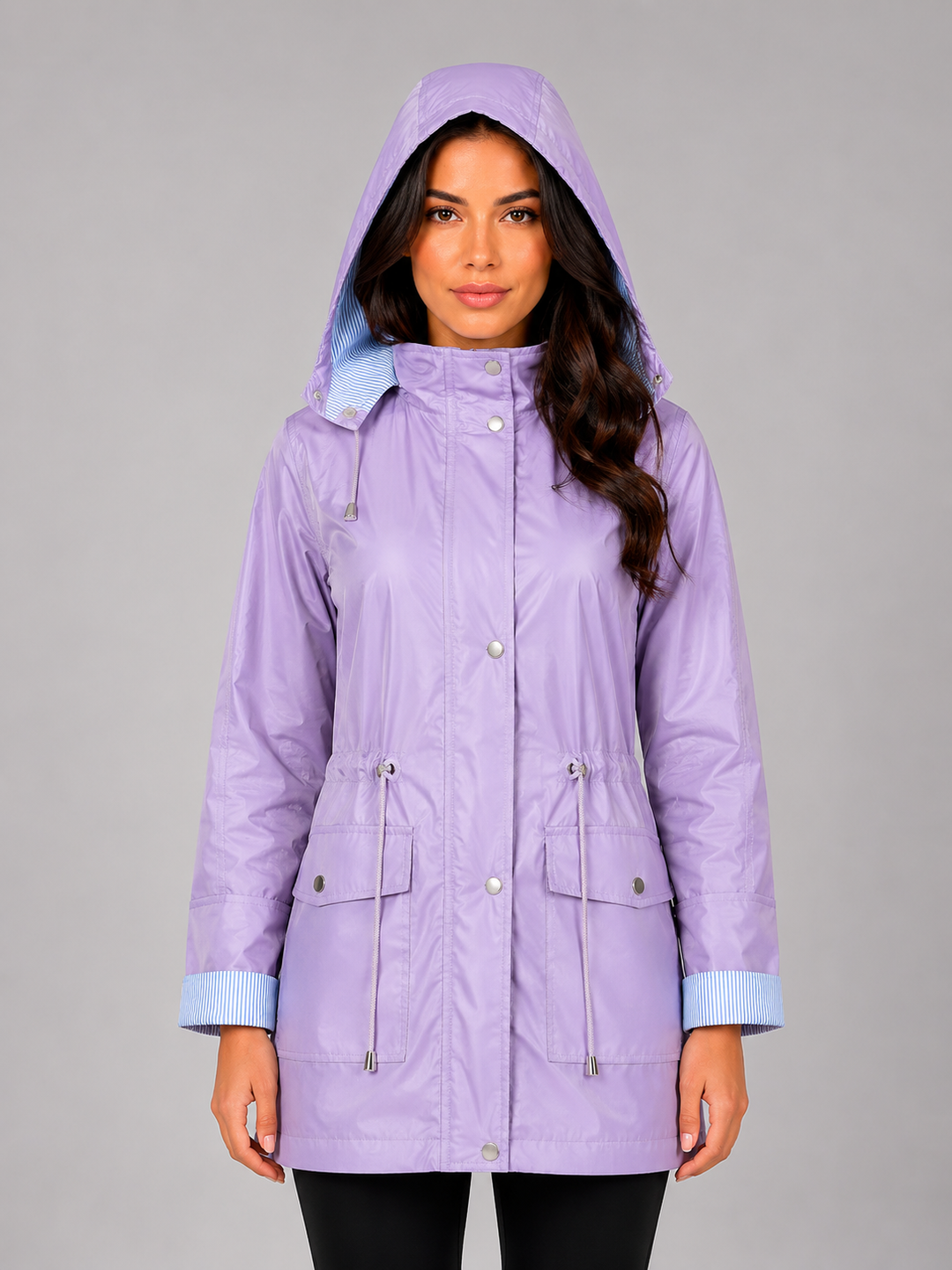 Chaqueta impermeable ligera con capucha