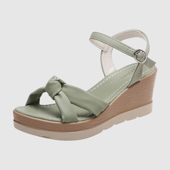 Sandalias clásicas de piel para mujer