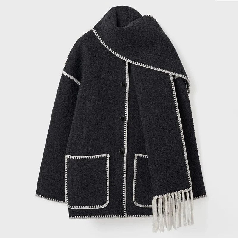 Chaqueta Invernal con Cuello de Chal