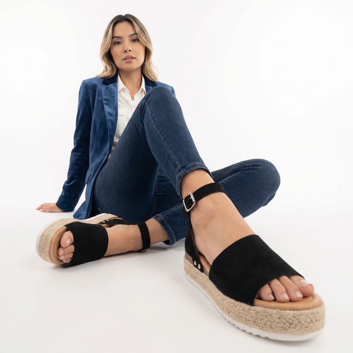 Sandalias de diseño elegante con plataforma alta