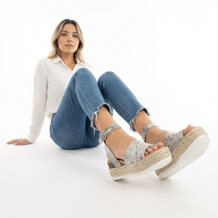 Sandalias de diseño elegante con plataforma alta
