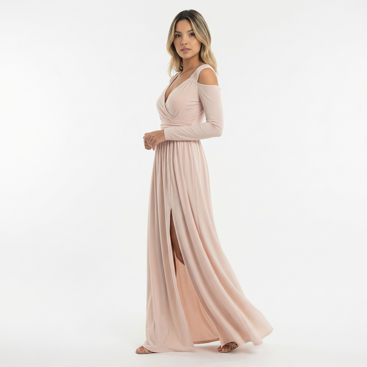 Vestido Largo Elegante con Abertura
