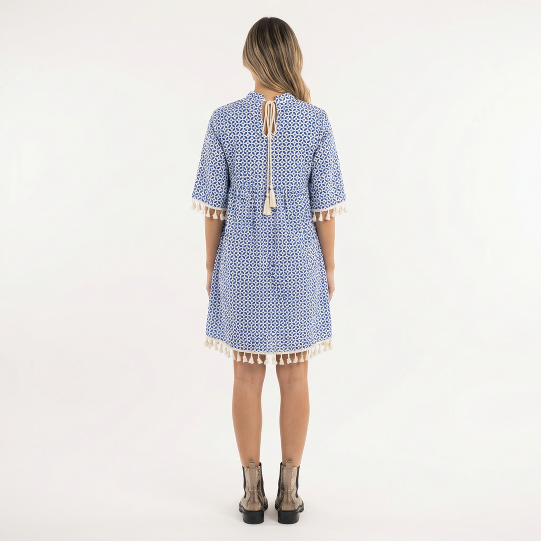 Vestido Corto Estampado con Borlas