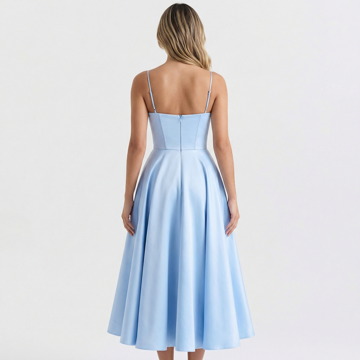 Vestido Clásico de Corte Entallado y Tela Suave