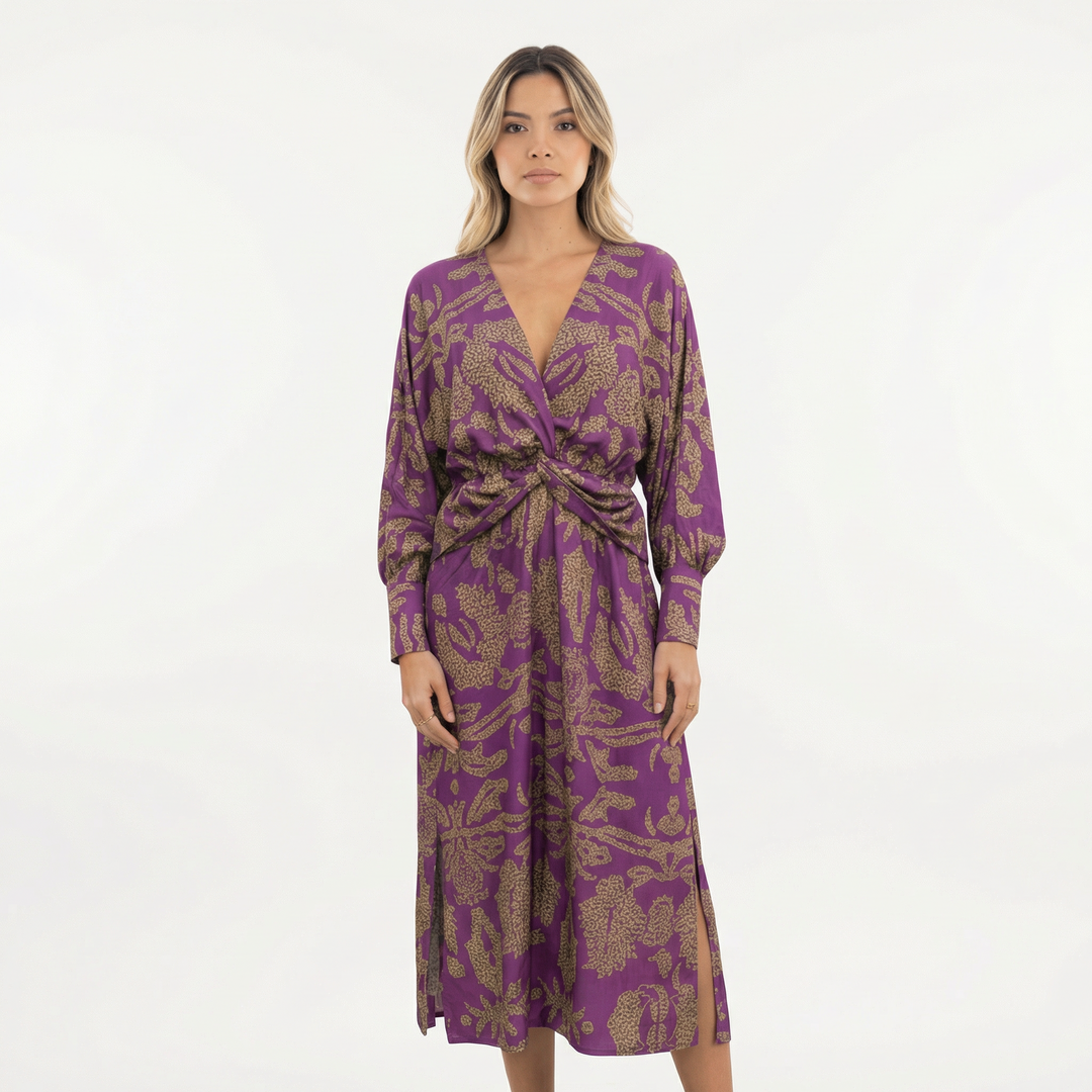 Vestido Elegante de Corte Clásico