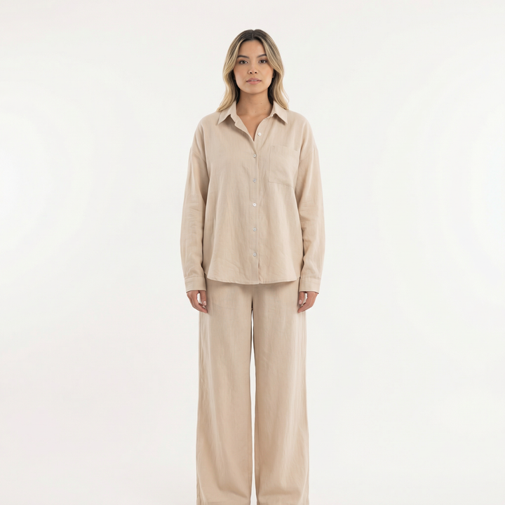 Conjunto de lino elegante para mujer