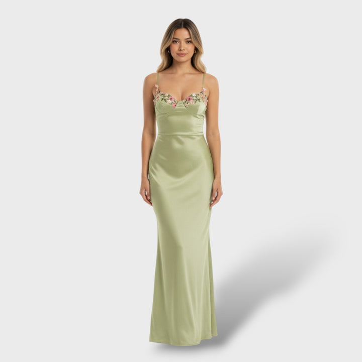 Vestido Largo Bordado Floral Elegante