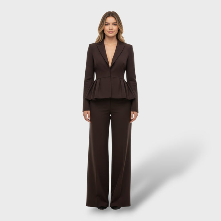 Conjunto elegante mujer cintura definida