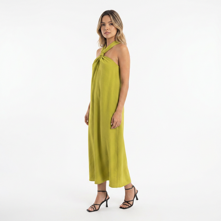 Vestido largo halter abertura lateral