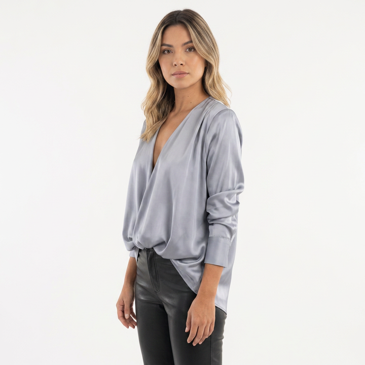 Blusa Satén Drapeada Escote V