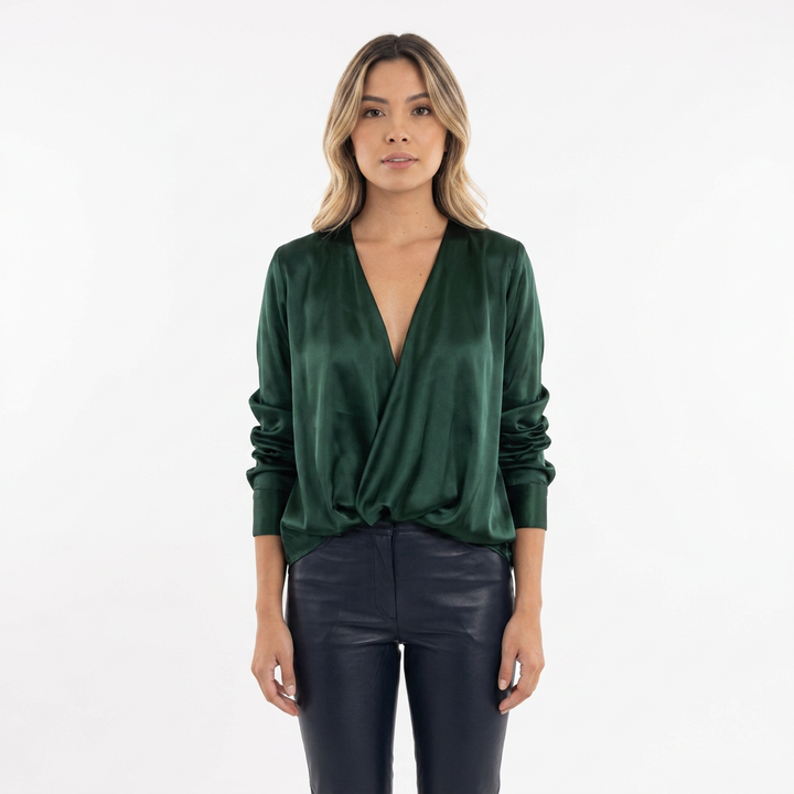 Blusa Satén Drapeada Escote V