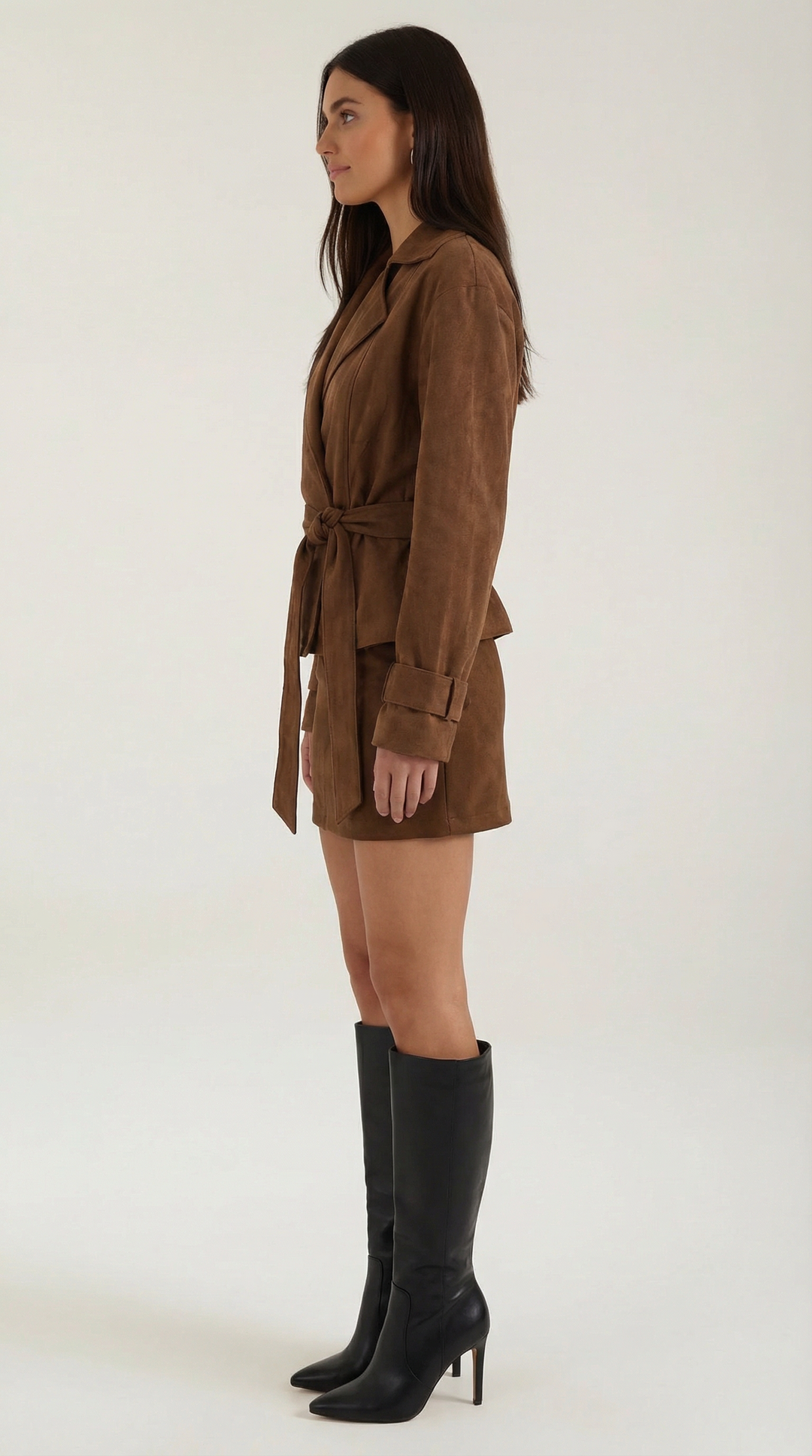 Chaqueta Envolvente con Cintura Elegante