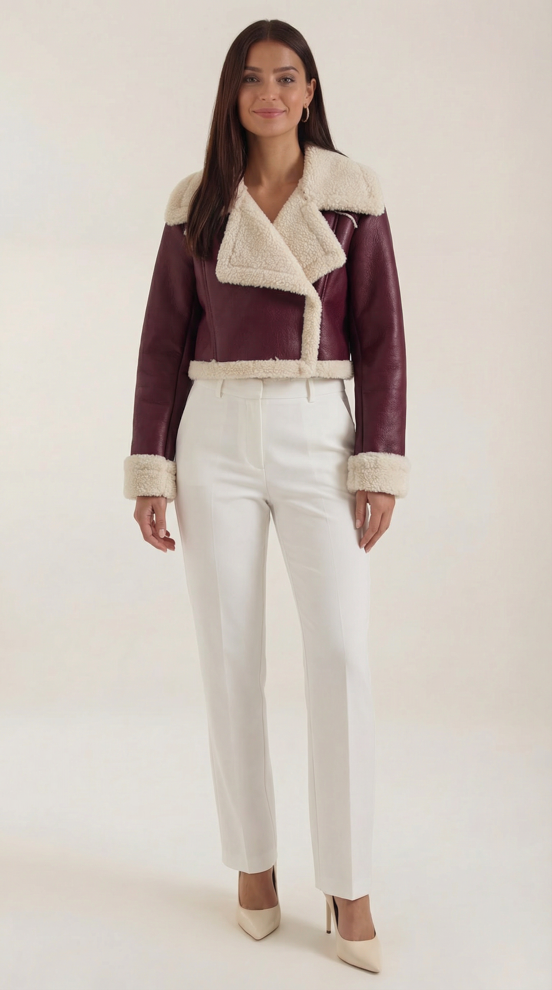 Chaqueta corta efecto piel borreguito